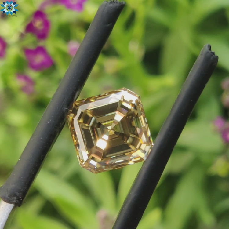 Champagne Moissanite provided in 1.84 carat moissanite loose stone format.
