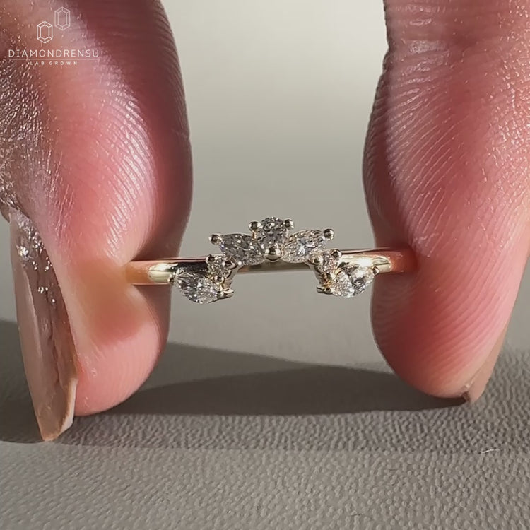 Crown diamond band with royal appeal.
