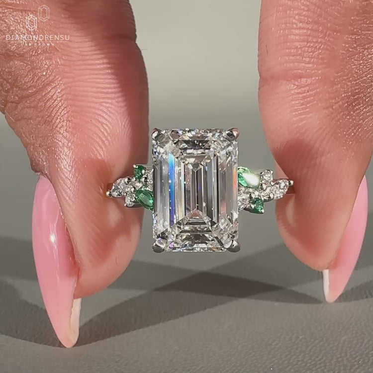 Green Diamond Set in White Gold Engagement Ring, perfect for those who love unique designs.
