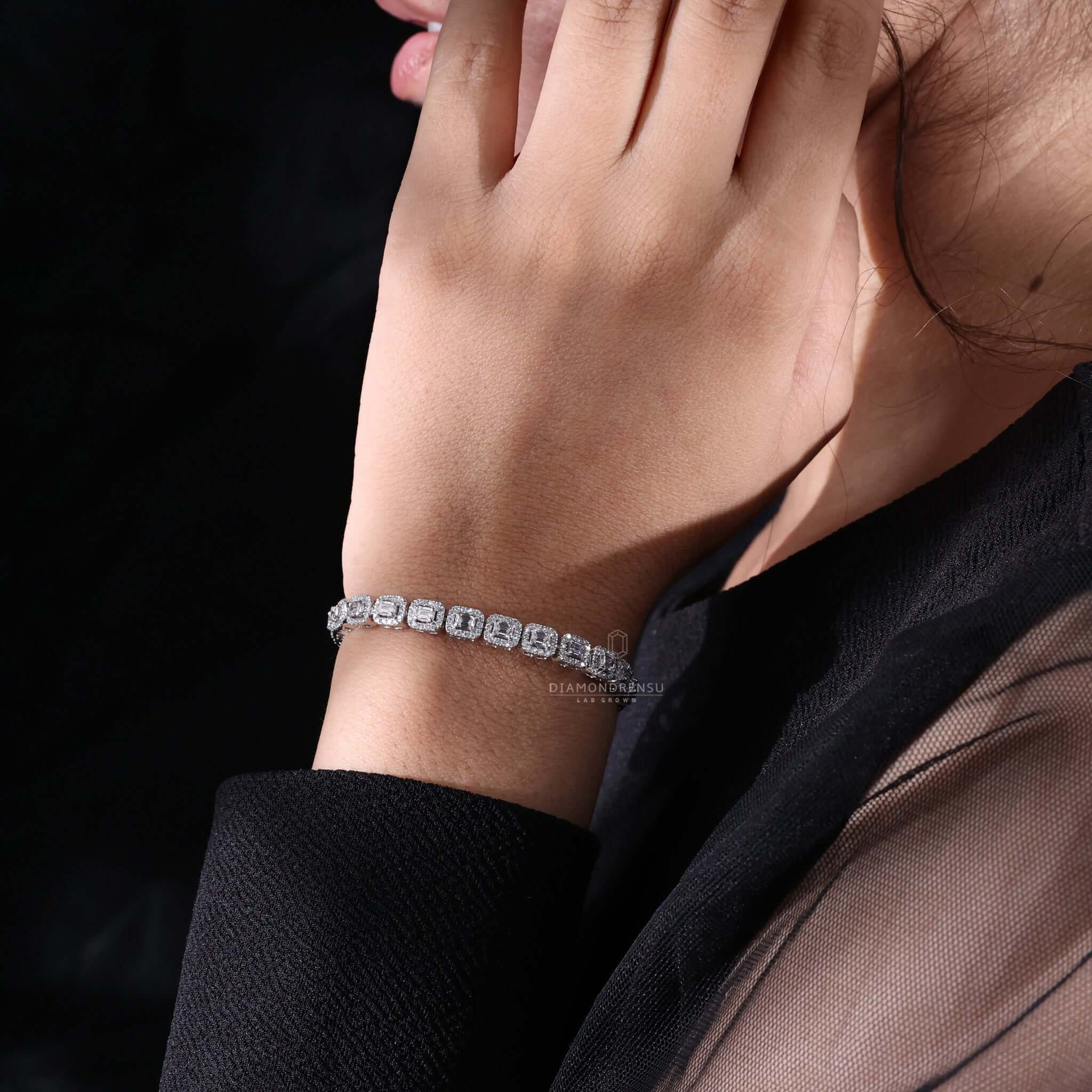 Silver Heart Shape Diamond Bracelet - 84108NDADSSSLTB – Nederland Jewelers