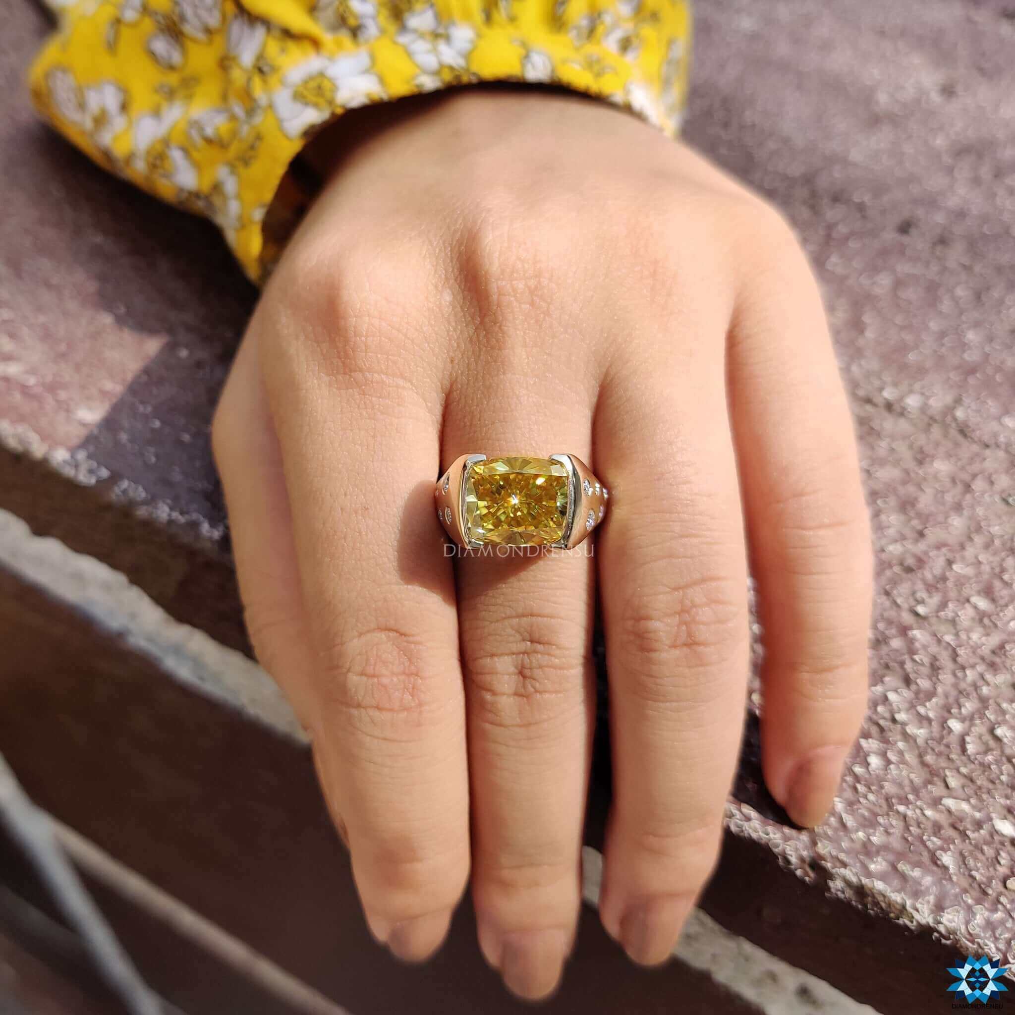 canary yellow moissanite rings