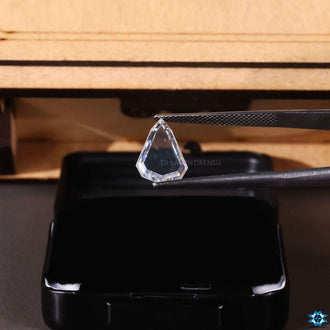 2 carat moissanite stone in Pear Portrait Cut design.
