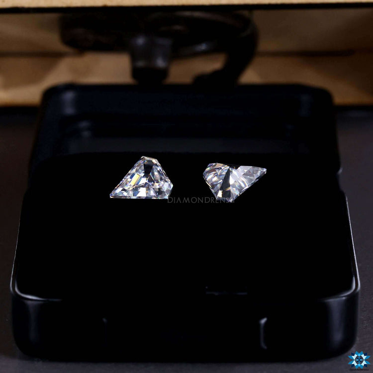 Loose moissanite offered in Diamond Cut for modern jewelry designs.
