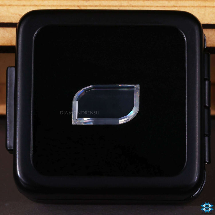 Antique Portrait Cut Moissanite loose stone for jewelry.
