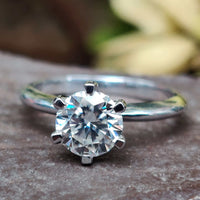Elegant 6 prong engagement ring with a stunning design.