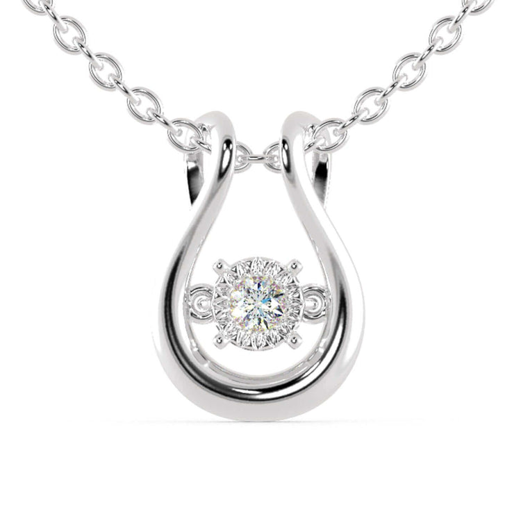 The diamond pendant adds a classic and elegant touch.
