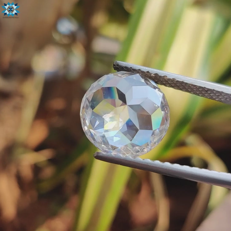 Moissanite stone round antique cut.
