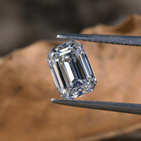Loose emerald cut diamond lab grown certified.
