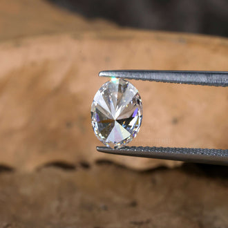 1.5 carat oval cut diamonds IGI certified.
