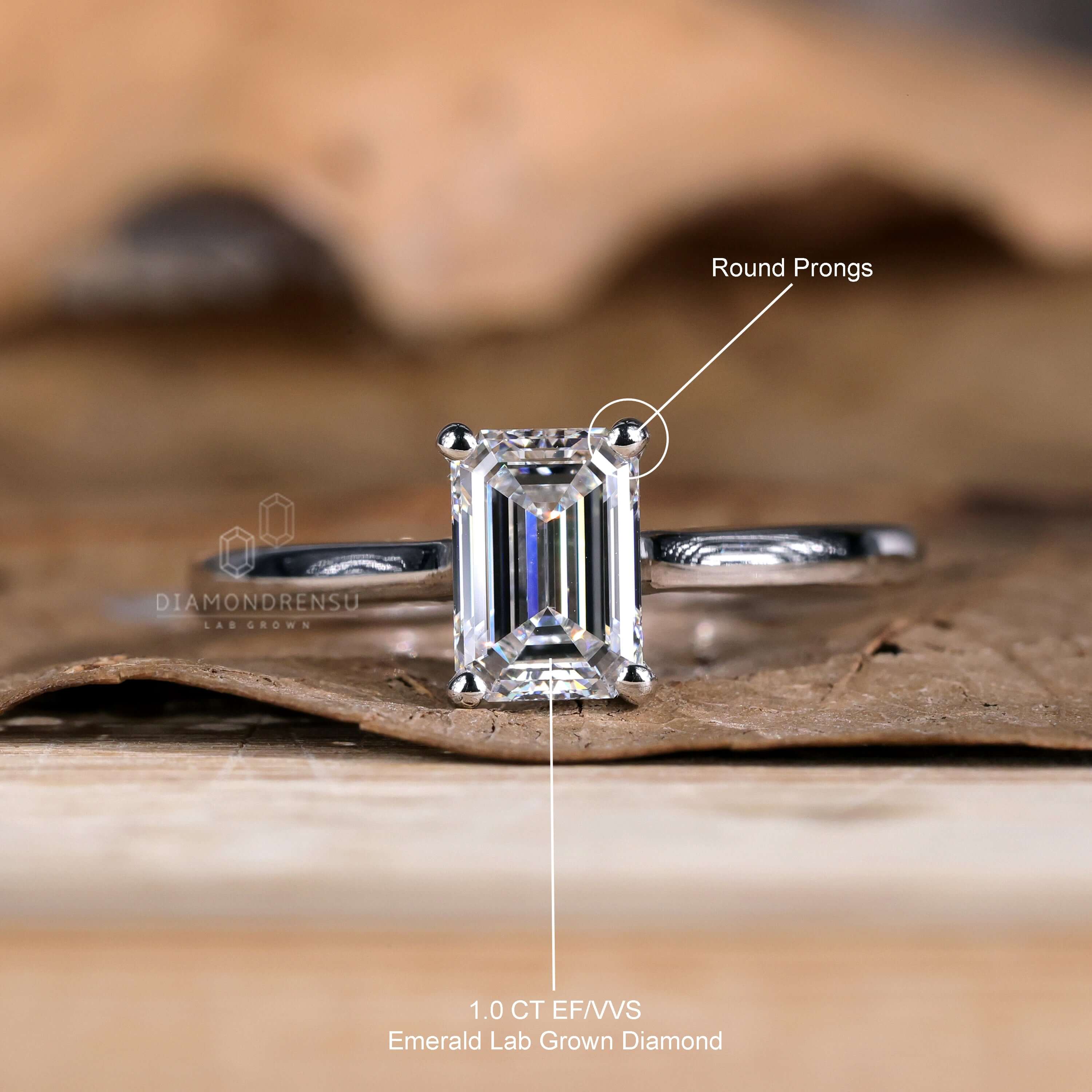 Emerald Cut Diamond Engagement Ring - Diamondrensu