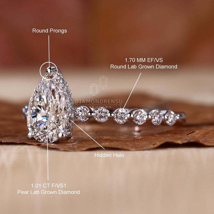 custom engagement ring