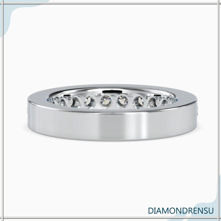 Lab grown diamond wedding band with IGI certified round diamonds
