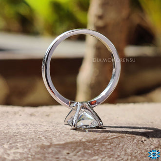A sleek 4 prong diamond ring designed for a sophisticated and elegant look.