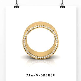 Handmade men’s wedding band by Diamondrensu.
