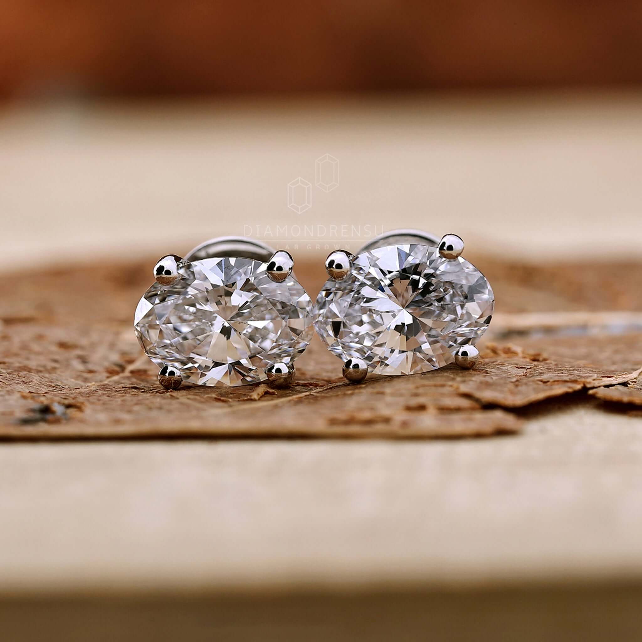 Diamondrensu Lab Grown Diamond Stud Earrings