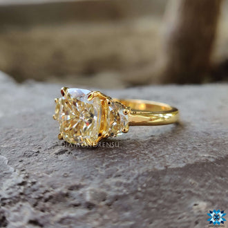 three stones engagement rings - diamondrensu