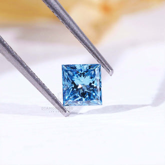 Princess cut blue diamond crafted as a Fancy Vivid Blue Diamond for custom jewelry.

