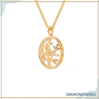 The pendant leaf adds a simple, natural touch to any look.

