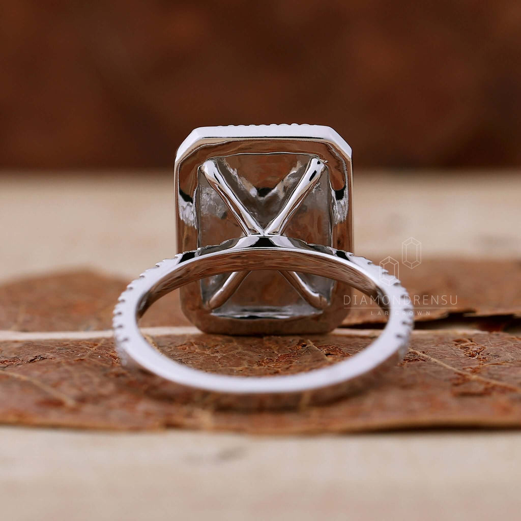 lab grown diamond cluster engagement ring