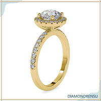 Halo diamond ring round with a pave setting and a round diamond centerpiece, perfect for proposals.
