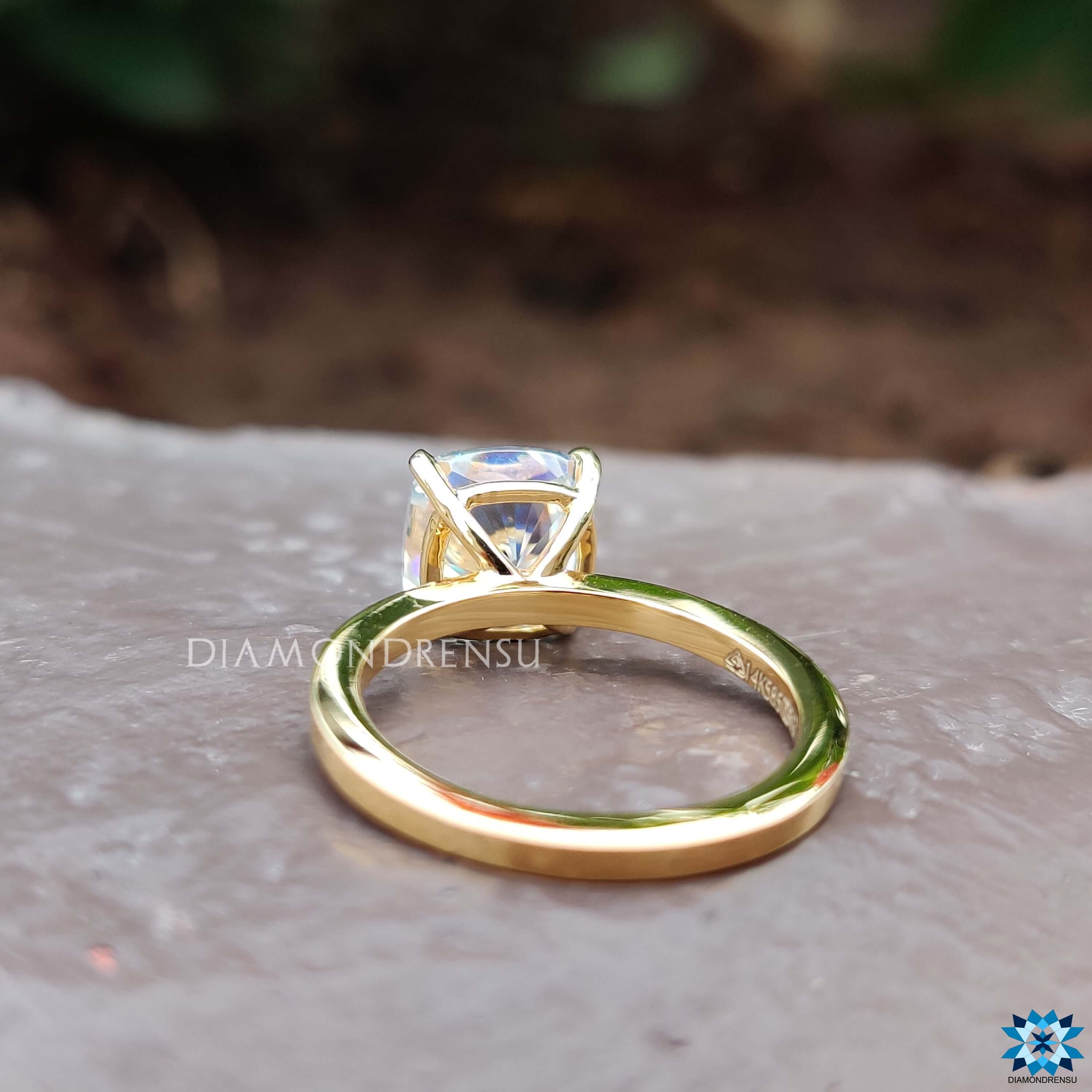 custom moissanite engagement ring - diamondrensu