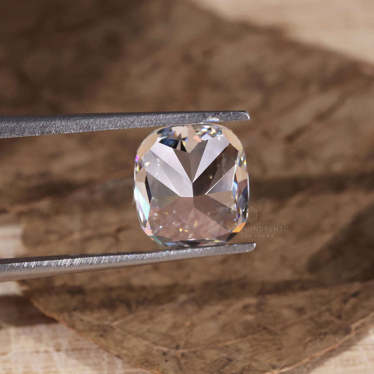 Loose cushion cut diamond is available for purchase.
