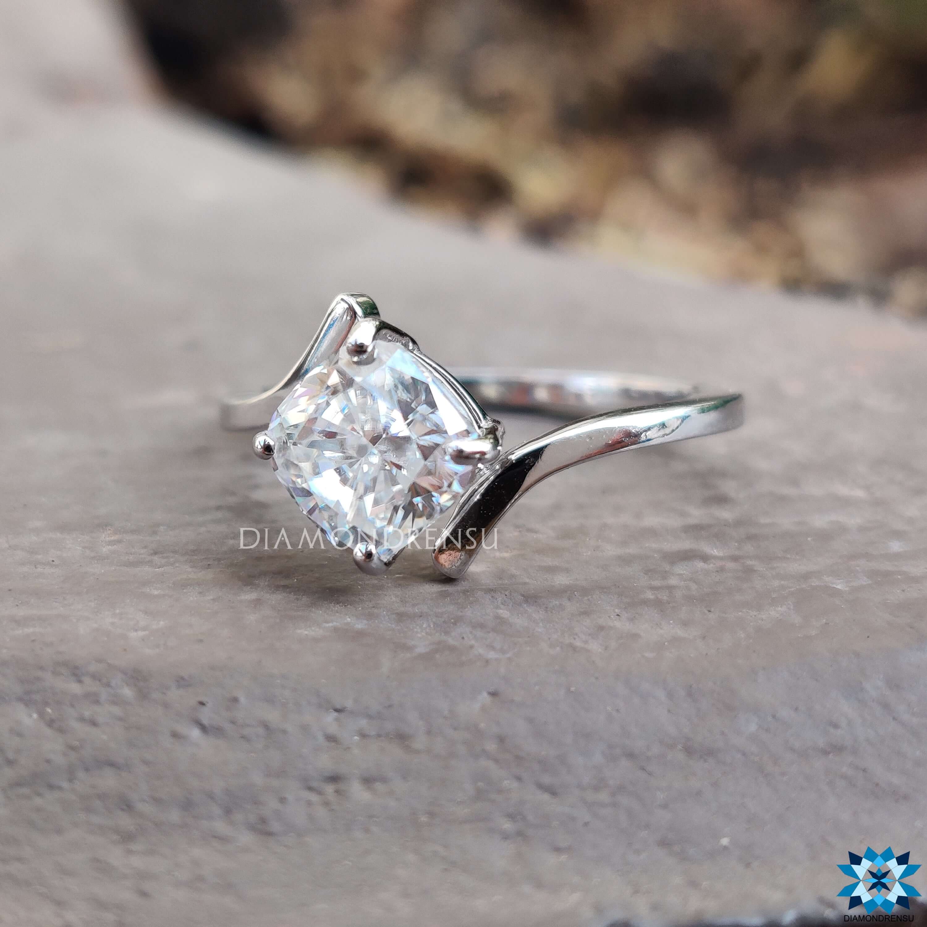 moissanite diamond engagement ring - diamondrensu