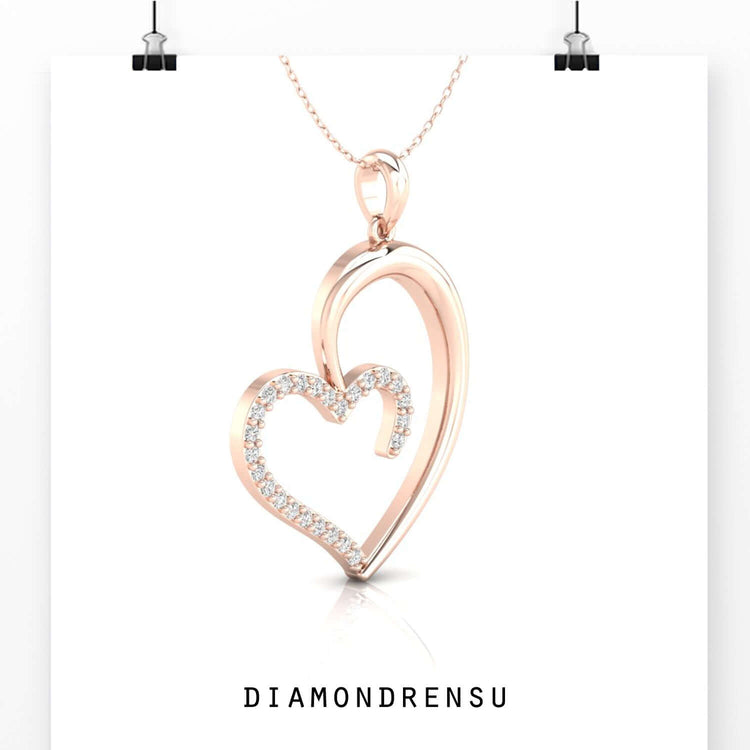 Heart pendant gold with round diamonds, crafted with care and ideal for thoughtful gifting.
