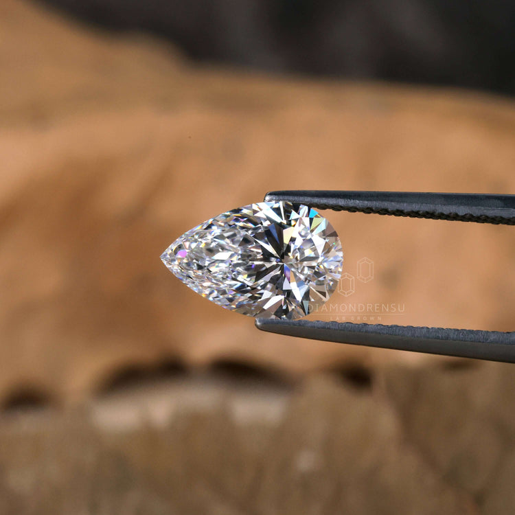 1.5 carat pear cut diamond lab grown stone.
