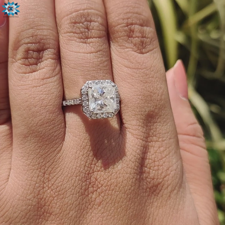 Unique Round and Princess Moissanite Gem combination for extra brilliance.