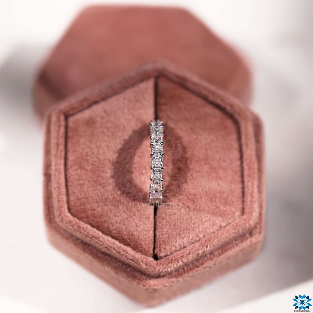 moissanite engagement ring - diamondrensu