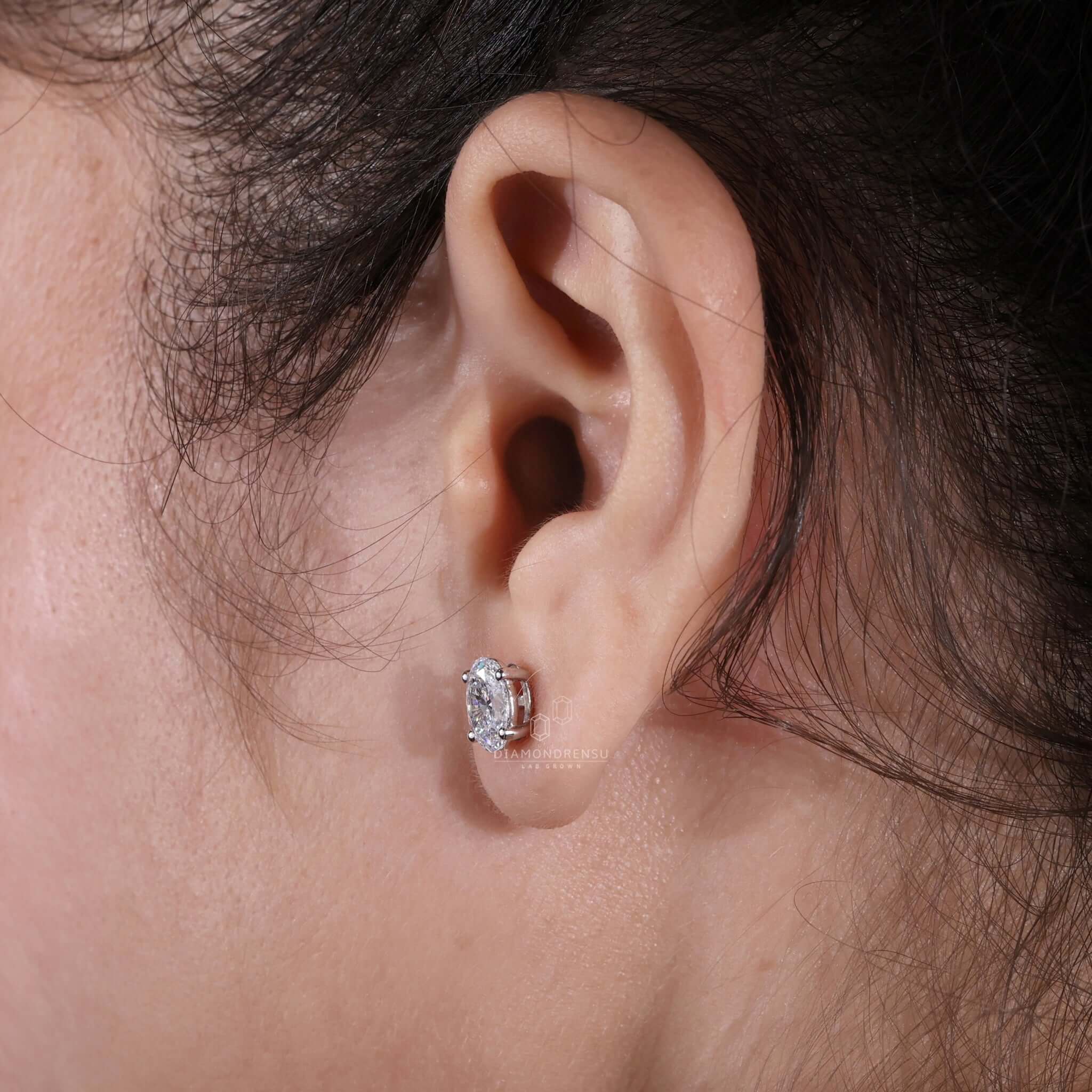 diamondrensu stud earrings
