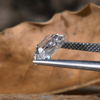 Lab grown diamond loose stone emerald cut.
