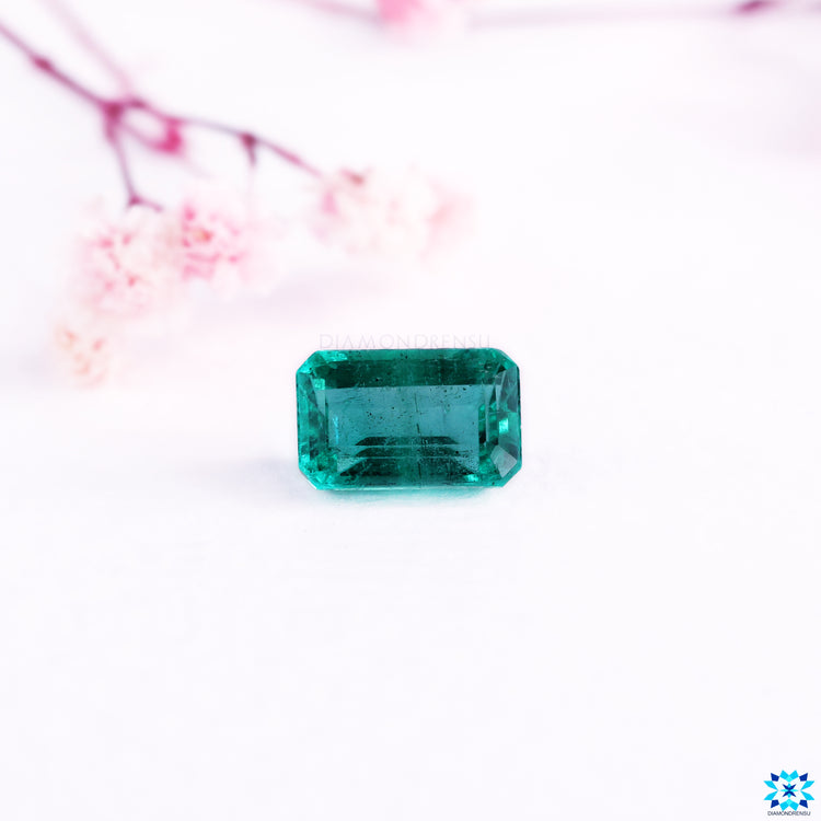 2.24 carat gemstone in emerald cut gemstone design.
