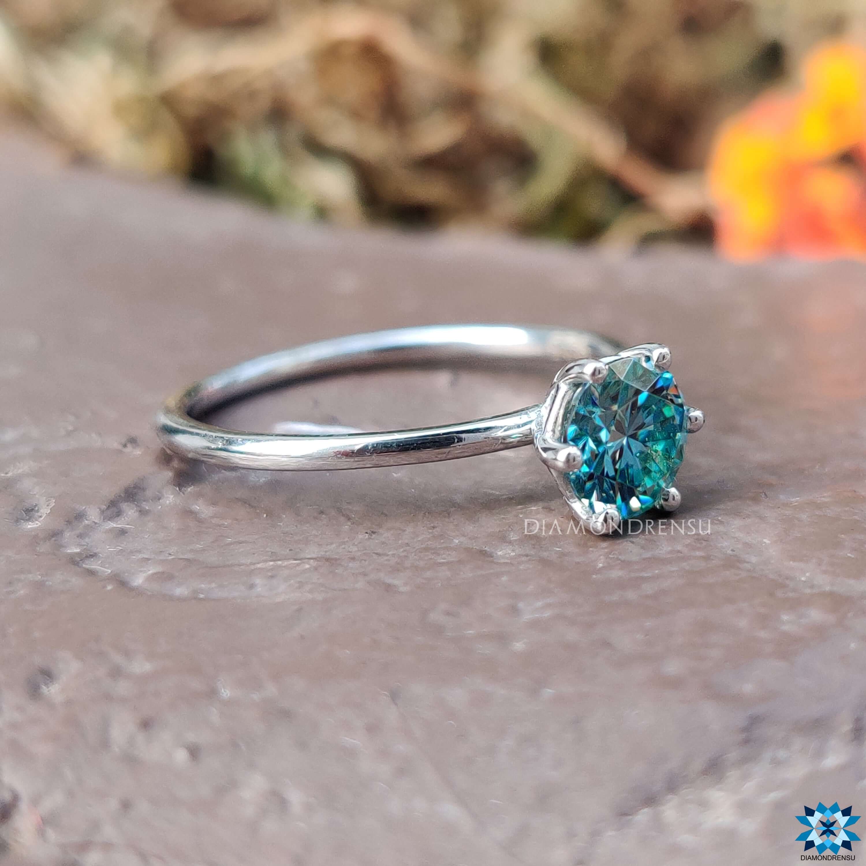 cyan blue moissanite ring - diamondrensu