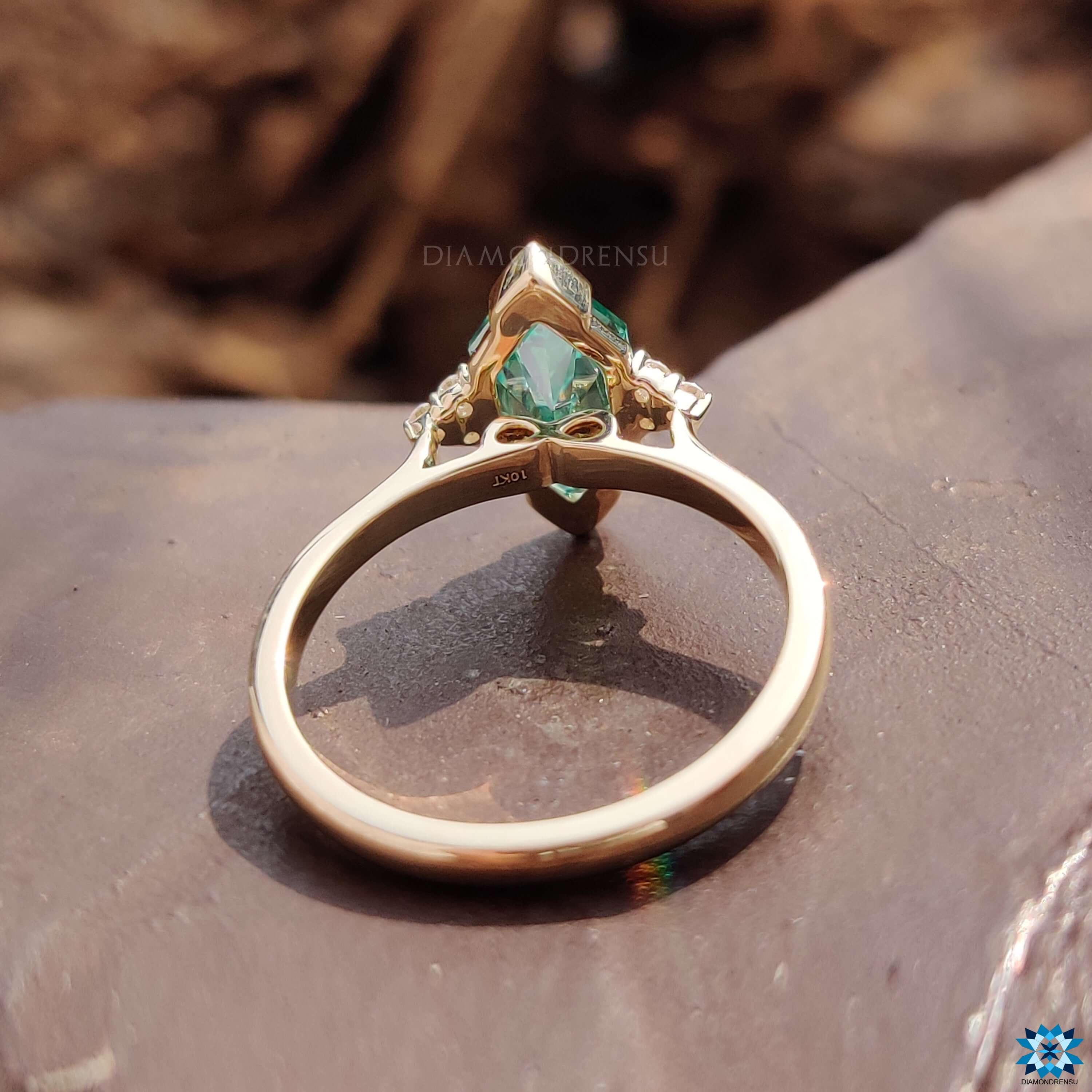 moissanite wedding ring - diamondrensu
