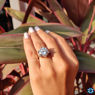 Handmade ring designed for unique moments.
