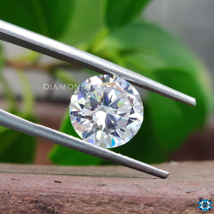 Round Moissanite featured for use in custom-made pieces.
