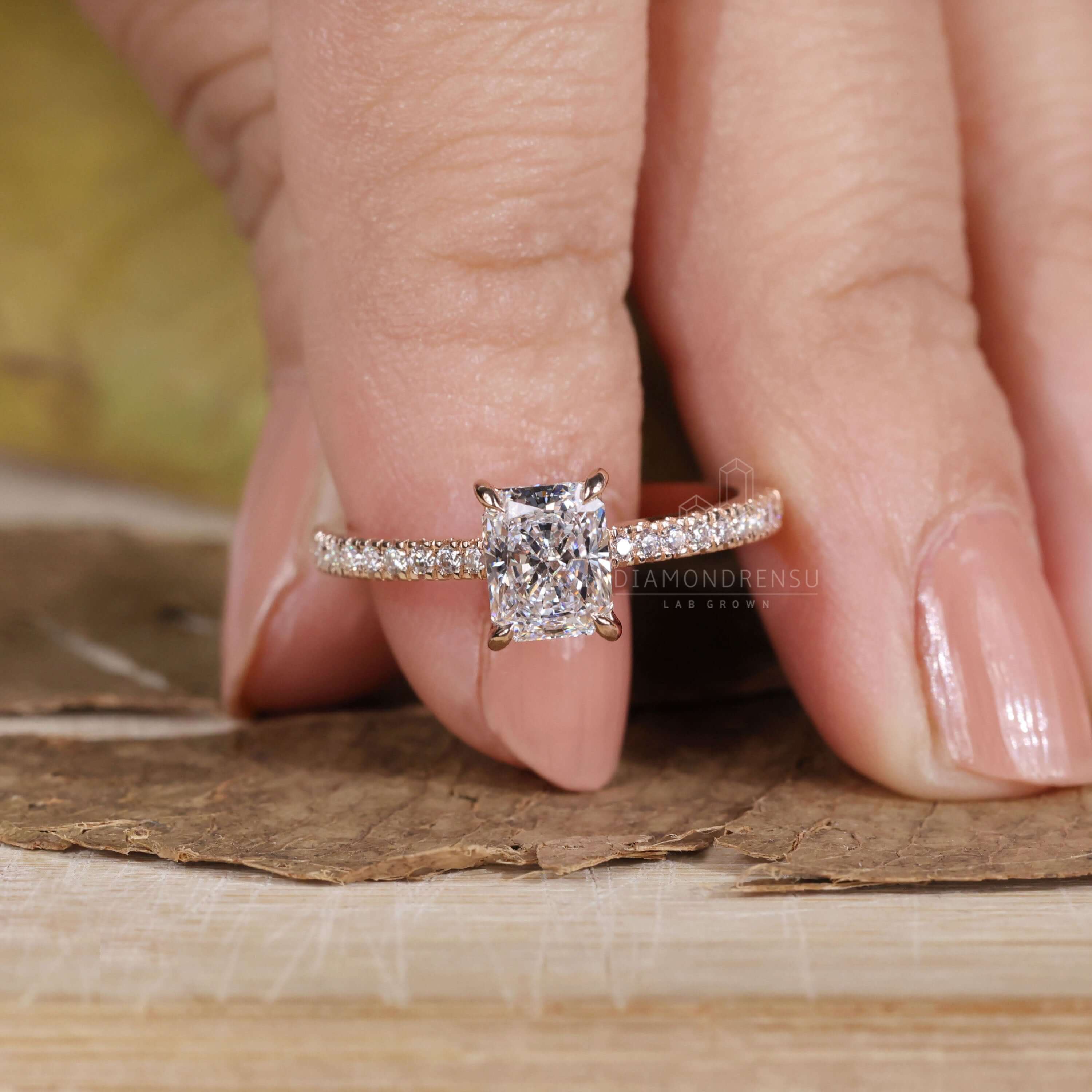 Radiant cut lab grown diamond ring Clearance