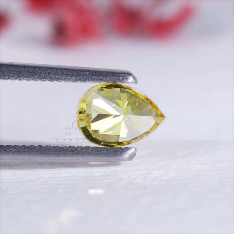 Buy loose diamond in pear shape with 1.10 carat yellow lab grown brilliance.
