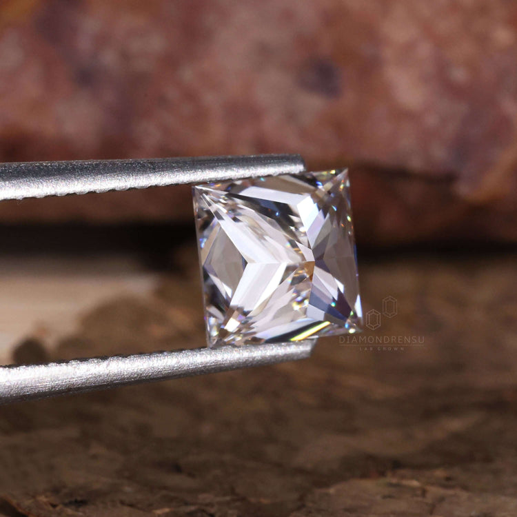 Loose lab grown diamond and princess cut loose stone.
