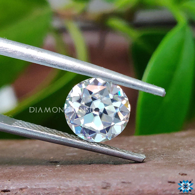 2 Carat Moissanite displayed for moissanite jewelry design.
