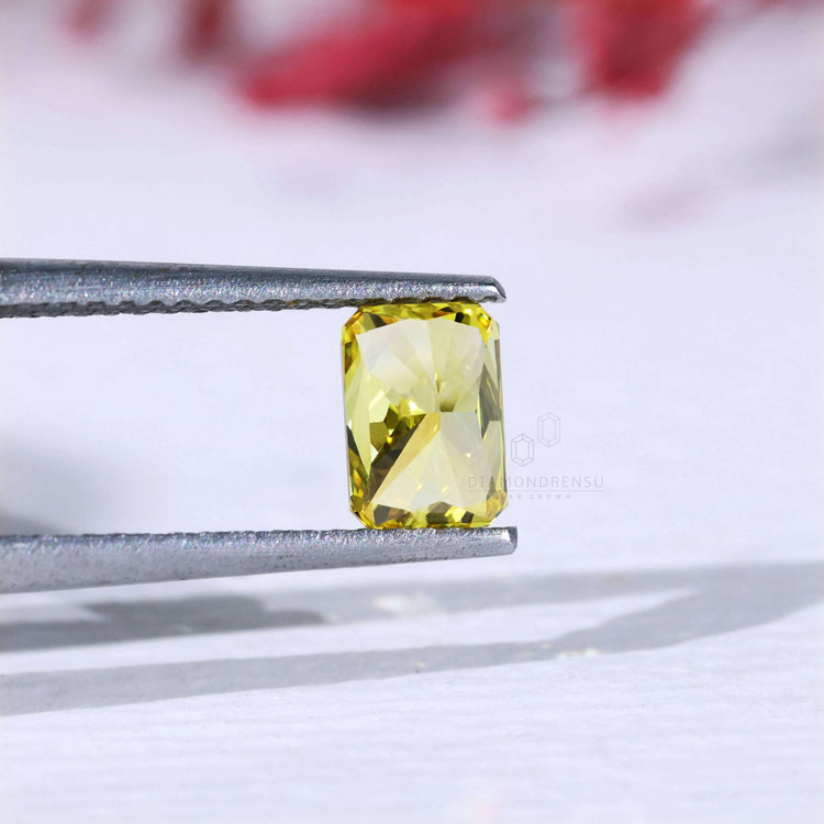 Loose yellow diamond radiant cut lab grown stone.
