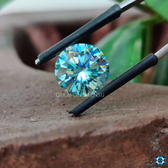 Loose moissanite listed under round brilliant cut moissanite category.
