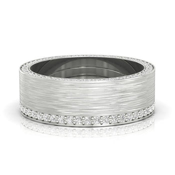 Man wedding band in polished gold finish.
