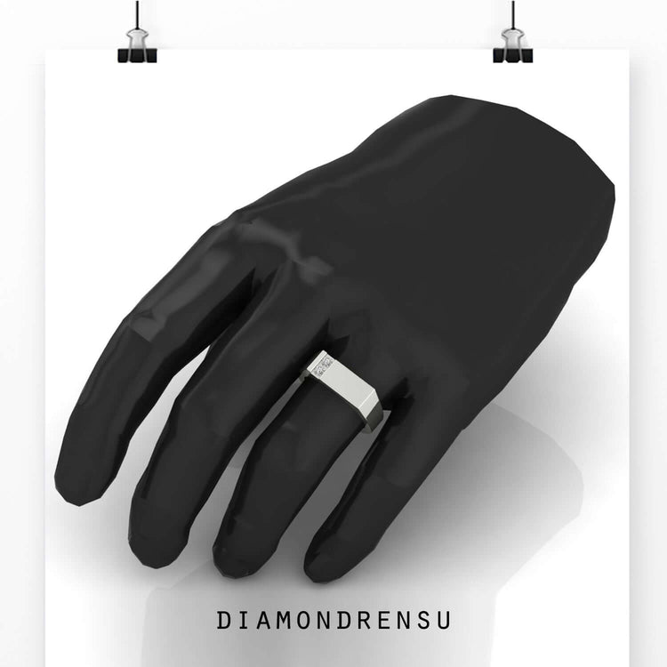 Diamond ring for men with round brilliant cut.
