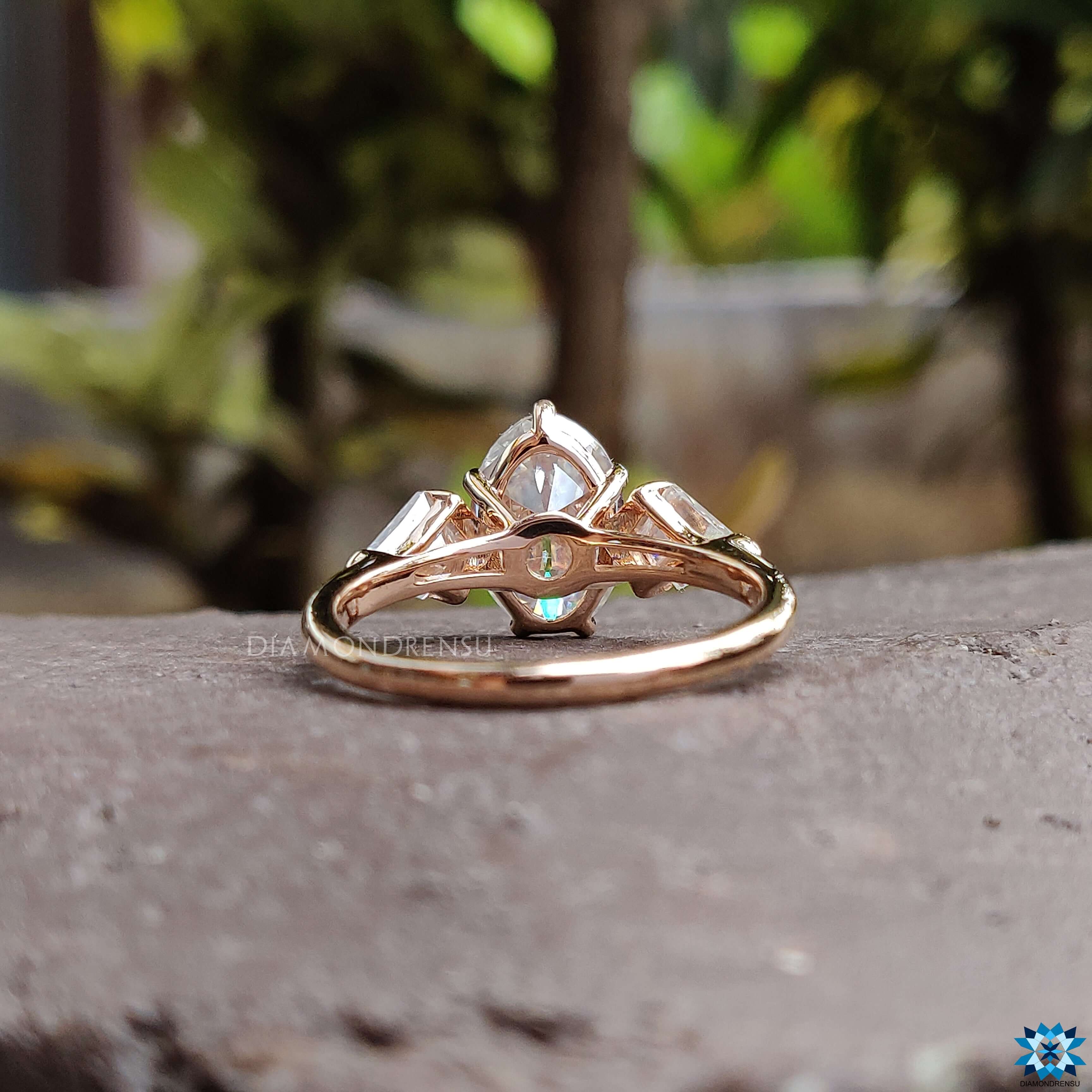 rose gold engagement ring - diamondrensu