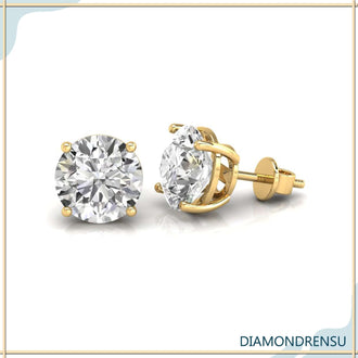 Sophisticated diamond stud earring with a 4 prong setting, perfect for special occasions.