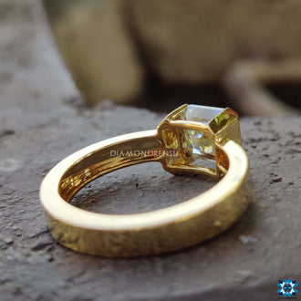 A beautifully crafted half bezel ring made for style and durability.
