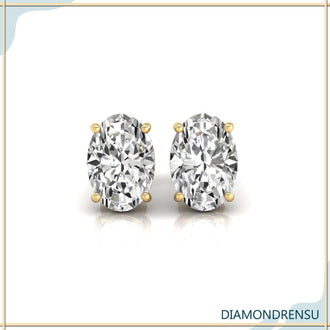 Timeless oval earrings studs with a basket setting, ideal for everyday elegance.
